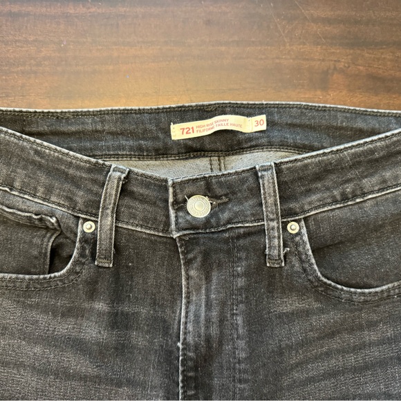 Levi’s 721 High Rise Skinny - Picture 1 of 3